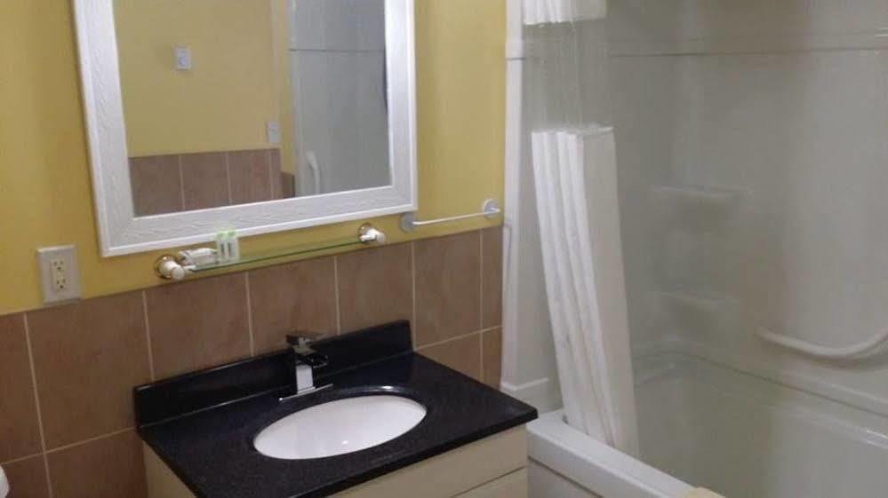 Rymal'S Motel Leamington Kültér fotó